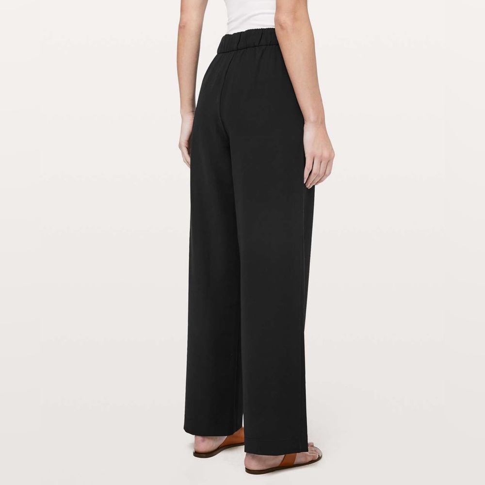 Lululemon Women’s Black Noir Pant, Size 8 - Picture 2 of 7